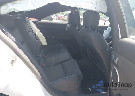 2009 Pontiac G8 Gxp z USA, uszkodzony, nr VIN 6G2EP57W59L309538